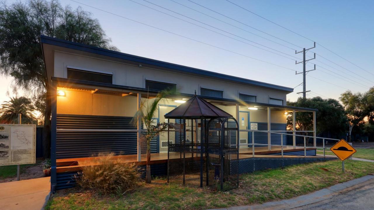 Lake Boga Caravan Park Exterior foto