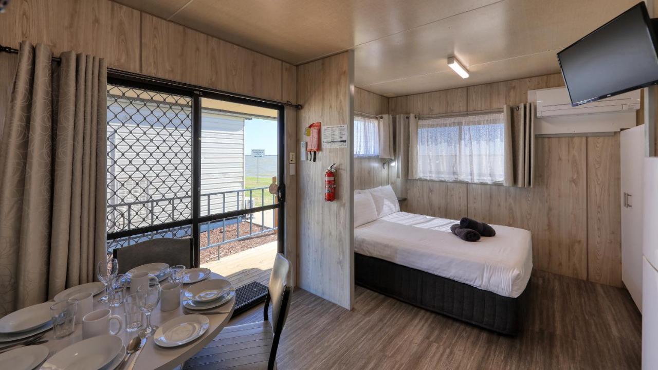 Lake Boga Caravan Park Exterior foto